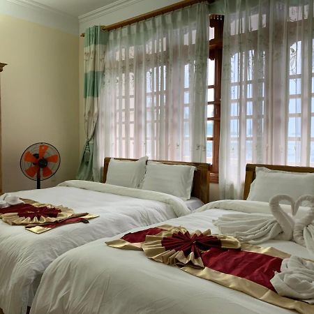 Hoang Ngoc Hotel Dong Khe Sau Exteriör bild