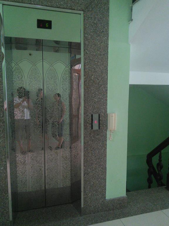 Hoang Ngoc Hotel Dong Khe Sau Exteriör bild