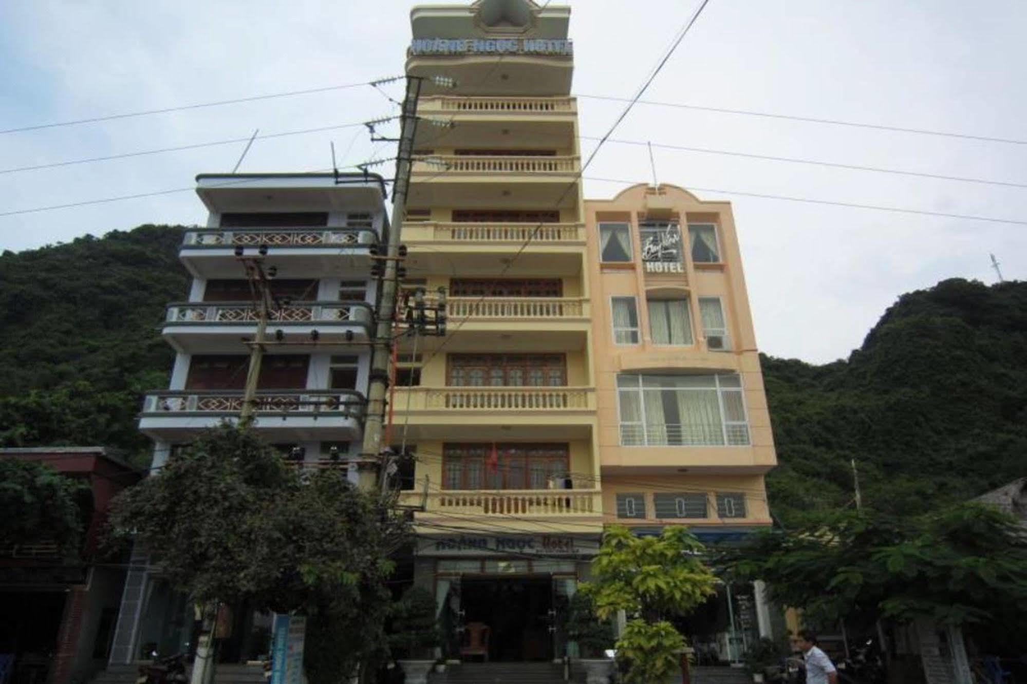 Hoang Ngoc Hotel Dong Khe Sau Exteriör bild