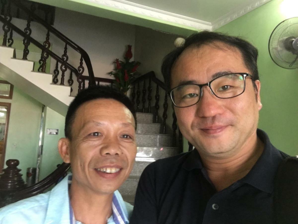 Hoang Ngoc Hotel Dong Khe Sau Exteriör bild