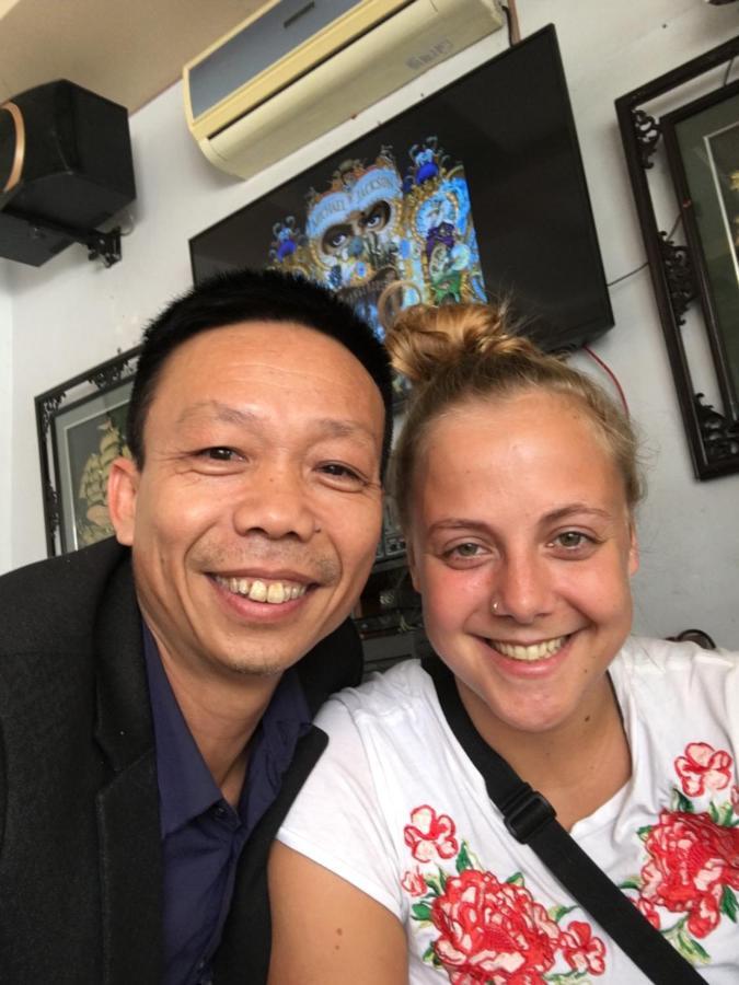Hoang Ngoc Hotel Dong Khe Sau Exteriör bild